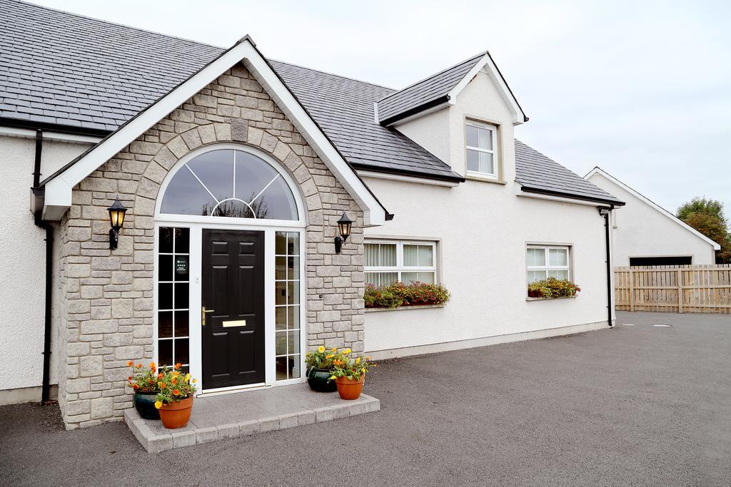 Kensington Lodge B&B Dungannon Exterior photo