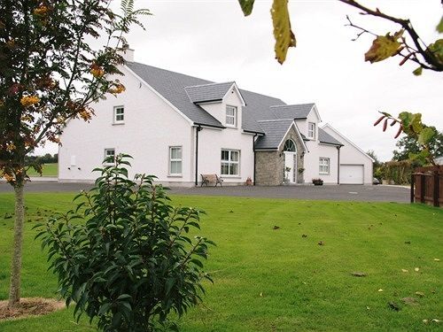 Kensington Lodge B&B Dungannon Exterior photo